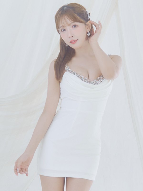 画像4: XSサイズあり【ANGEL R/エンジェルアール】ドレープ/ ビジュー/ ストレッチ/ マイクロミニ/ タイト/ ミニドレス/ キャバドレス[OF2] (4)