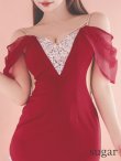 レッド モデル：三上悠亜　身長：159cm　着用サイズ：Sサイズ