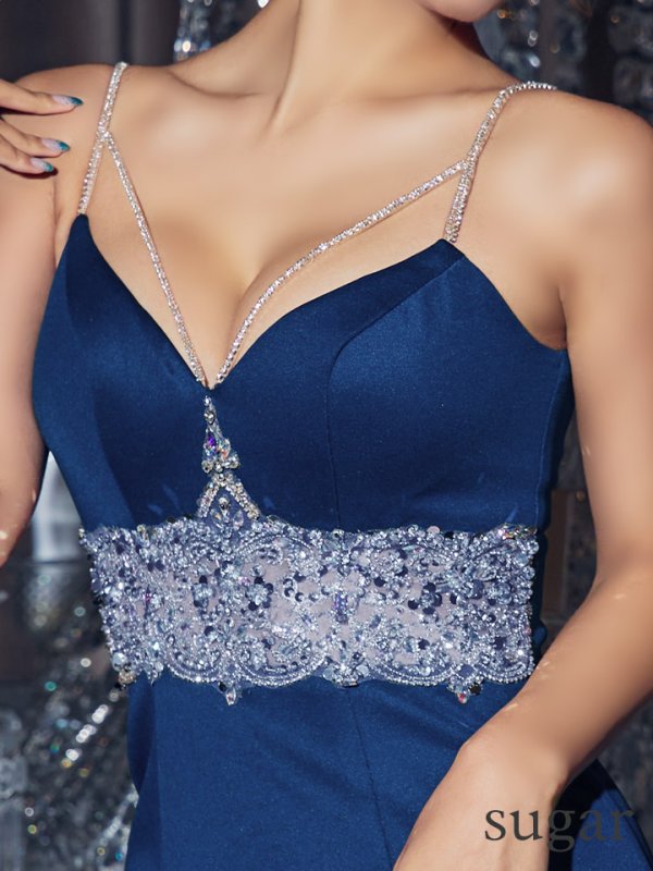 ラピスブルー モデル:如月れい 身長:156cm 着用サイズ:Sサイズ