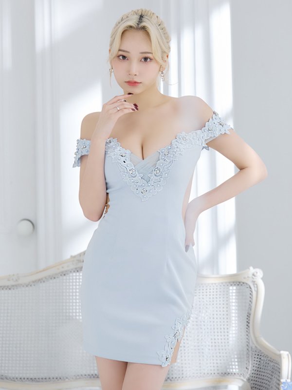 画像2: XSサイズあり【ANGEL R/エンジェルアール】フラワーレース/ バストメッシュ/ ビジュー/ キャミソール/ ワンカラー/ タイト/ ミニドレス/ キャバドレス[OF2] (2)