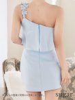モデル：如月れい　身長：156cm　着用サイズ：Sサイズ サックス