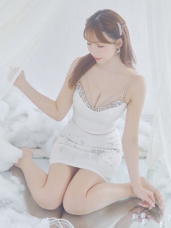 画像17: XSサイズあり【ANGEL R/エンジェルアール】ビジュー/ キャミソール/ ストレッチ/ タイト/ セットアップ/ ミニドレス/ キャバドレス[OF2] (17)