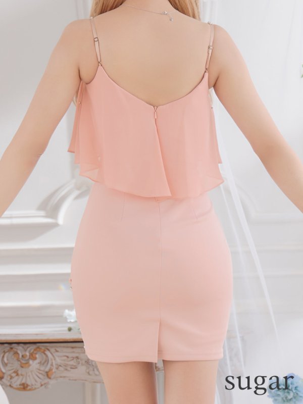 ピンク モデル:三上悠亜 身長:159cm 着用サイズ:Sサイズ