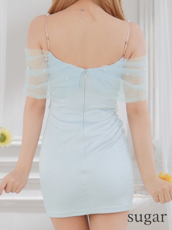 サックス モデル:三上悠亜 身長:159cm 着用サイズ:Sサイズ