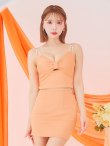 オレンジ モデル：三上悠亜　身長：159cm　着用サイズ：Sサイズ