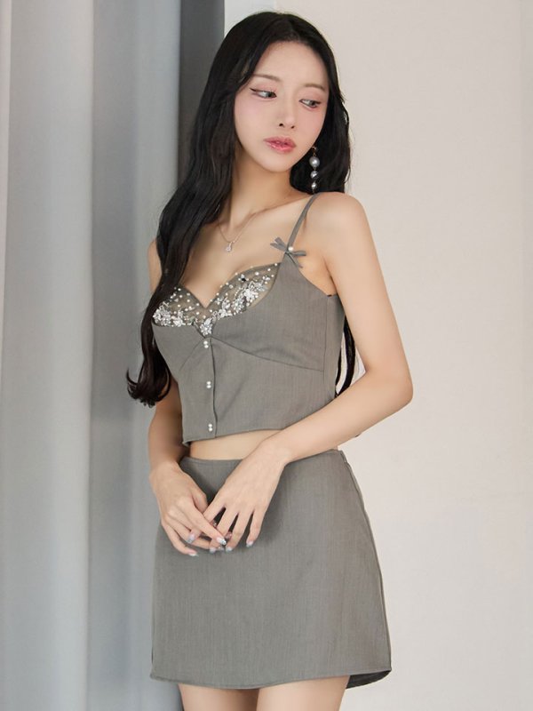 グレー　モデル：まおちゃる　身長：158cm　着用サイズ：Sサイズ