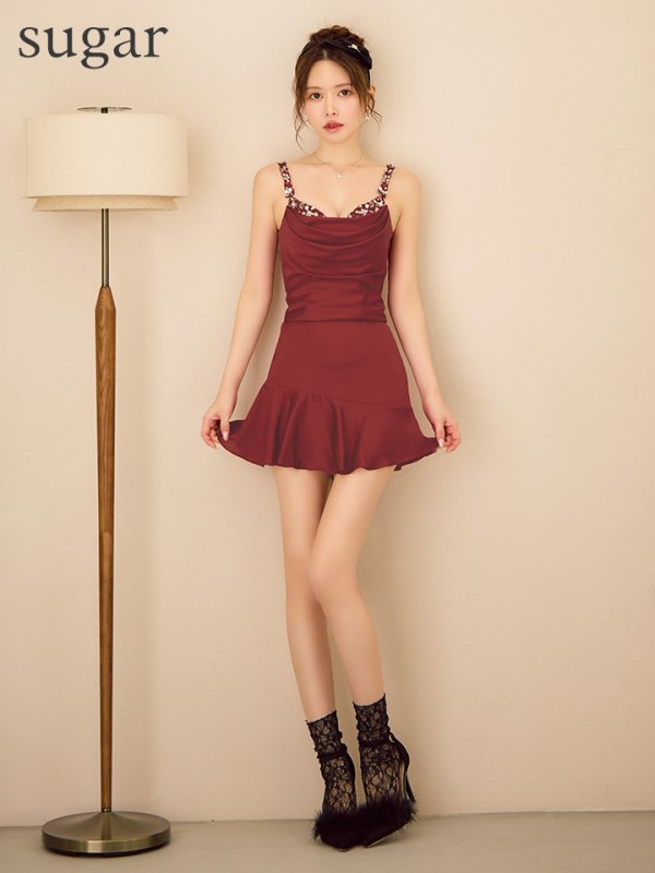 レッド　モデル：ゆめ　身長：160cm　着用サイズ：Sサイズ