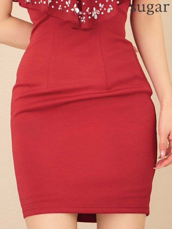 レッド　モデル：ゆめ　身長：160cm　着用サイズ：Sサイズ