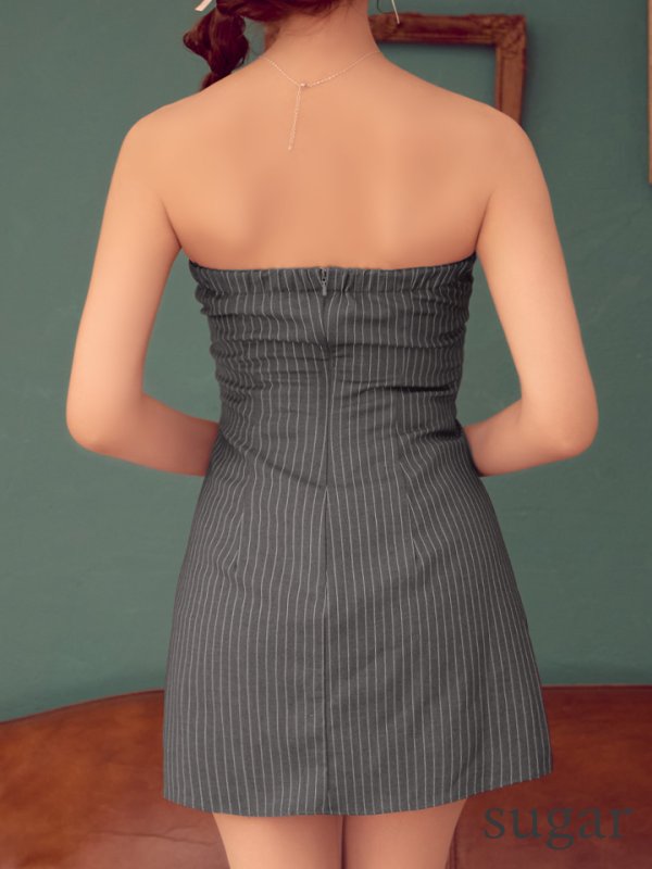 グレー　モデル：明日花キララ　身長162cm　着用サイズ：Sサイズ