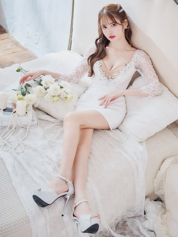 ホワイト  モデル:ゆめ 身長:160cm 着用サイズ:Sサイズ