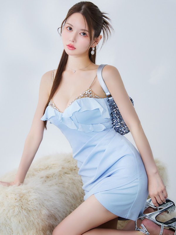 サックス モデル：ゆめ　身長：160cm　着用サイズ：Sサイズ