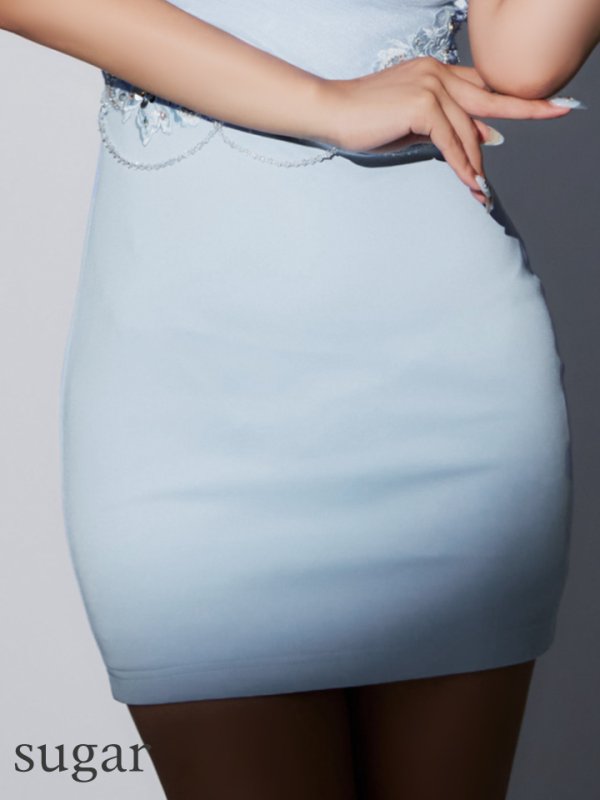 サックス　モデル：如月れい　身長：156cm　着用サイズ：Sサイズ