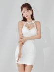 ホワイト モデル：三上悠亜　身長：159cm　着用サイズ：Sサイズ