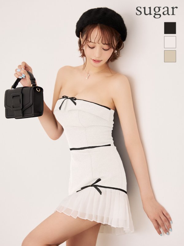 ホワイト モデル：レミ　身長：163cm　着用サイズ：Sサイズ