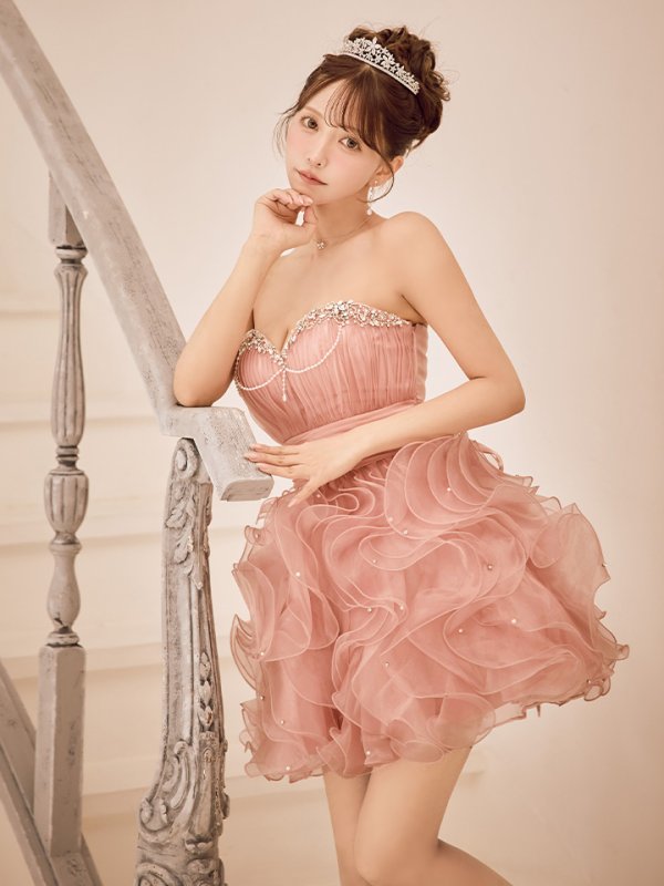 ピンク　モデル：三上悠亜　身長：159cm　着用サイズ：Fサイズ