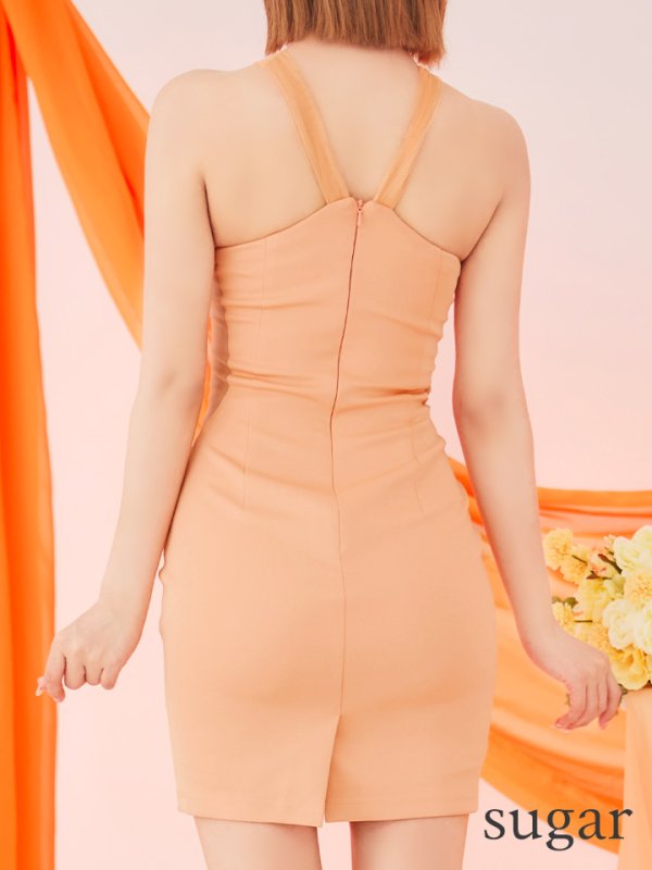 オレンジ モデル:三上悠亜 身長:159cm 着用サイズ:Sサイズ