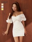 ホワイト モデル：三上悠亜　身長：159cm　着用サイズ：Sサイズ