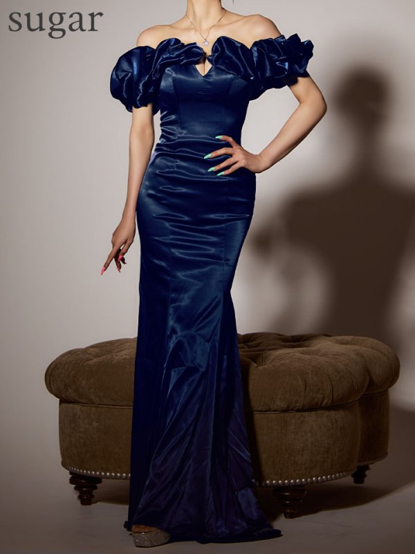 ネイビー モデル：真優川咲　身長：158cm　着用サイズ：Sサイズ