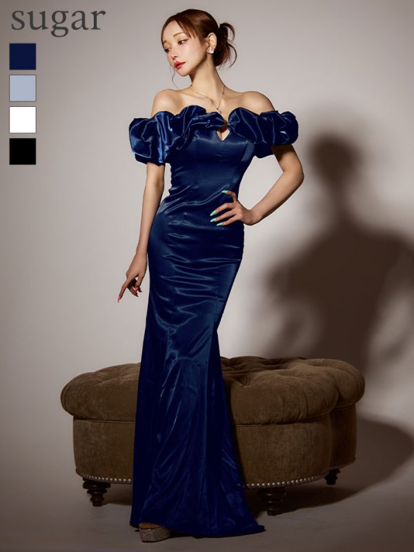 ネイビー モデル：真優川咲　身長：158cm　着用サイズ：Sサイズ