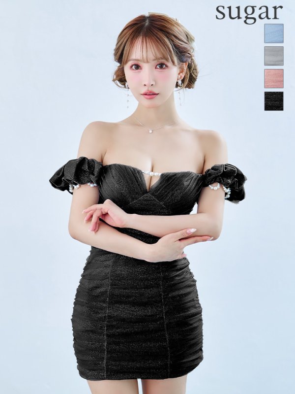 ブラック モデル：三上悠亜　身長：159cm　着用サイズ：Sサイズ
