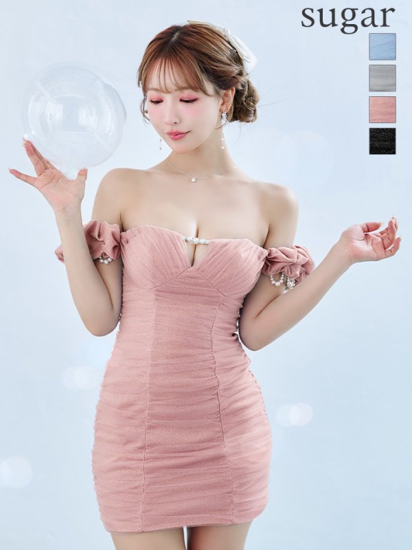 ピンク モデル：三上悠亜　身長：159cm　着用サイズ：Sサイズ