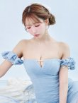 サックス モデル：三上悠亜　身長：159cm　着用サイズ：Sサイズ
