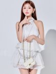ホワイト モデル：明日花キララ　身長：162cm　着用サイズ：Sサイズ