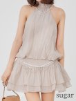 ベージュ　モデル：三上悠亜　身長：159cm　着用サイズ：Sサイズ