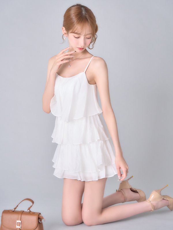 ホワイト　モデル：あすか　身長：170cm　着用サイズ：Sサイズ