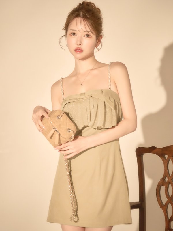 ベージュ モデル：ゆめ　身長：160cm　着用サイズ：Sサイズ