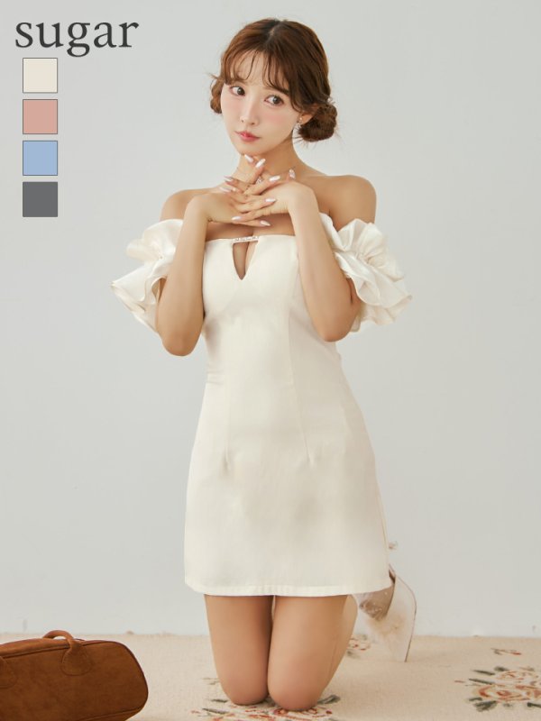 アイボリー　モデル：三上悠亜　身長：159cm　着用サイズ：Sサイズ