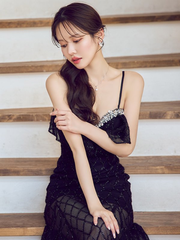 ブラック　モデル：ゆめ　身長：160cm　着用サイズ：Sサイズ