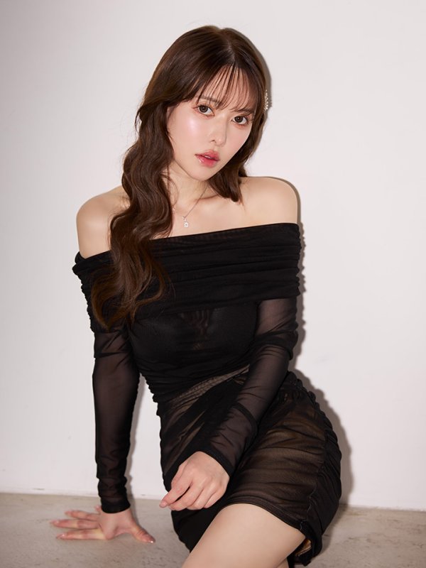 ブラック モデル:ゆめ 身長:160cm 着用サイズ:Sサイズ