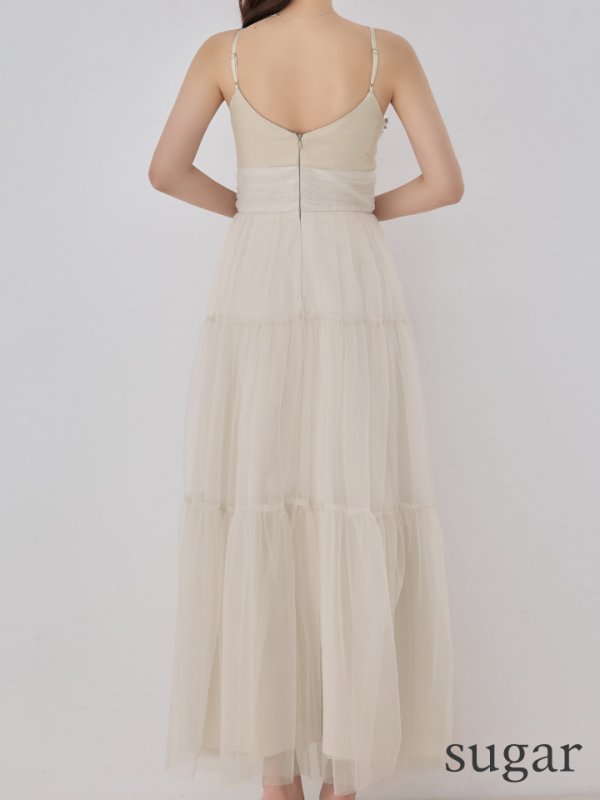 ベージュ　モデル：ももか　身長：156cm　着用サイズ：Sサイズ