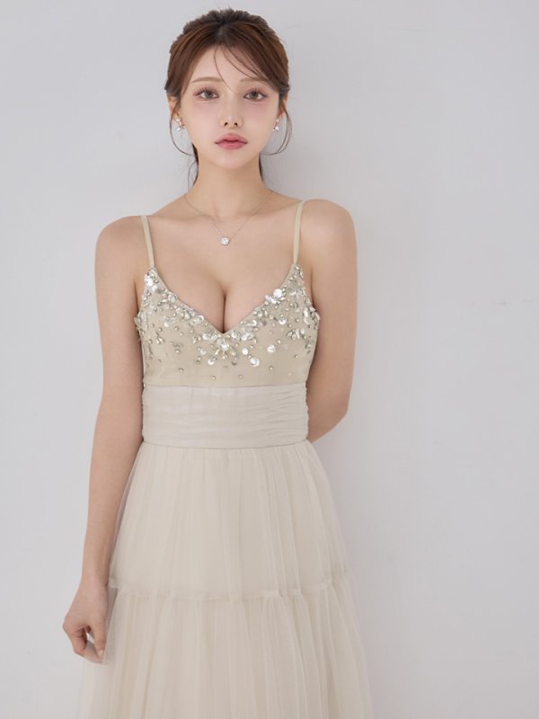 ベージュ　モデル：ももか　身長：156cm　着用サイズ：Sサイズ