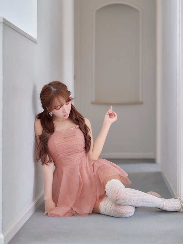 ピンク　モデル：三上悠亜　身長：159cm　着用サイズ：Sサイズ