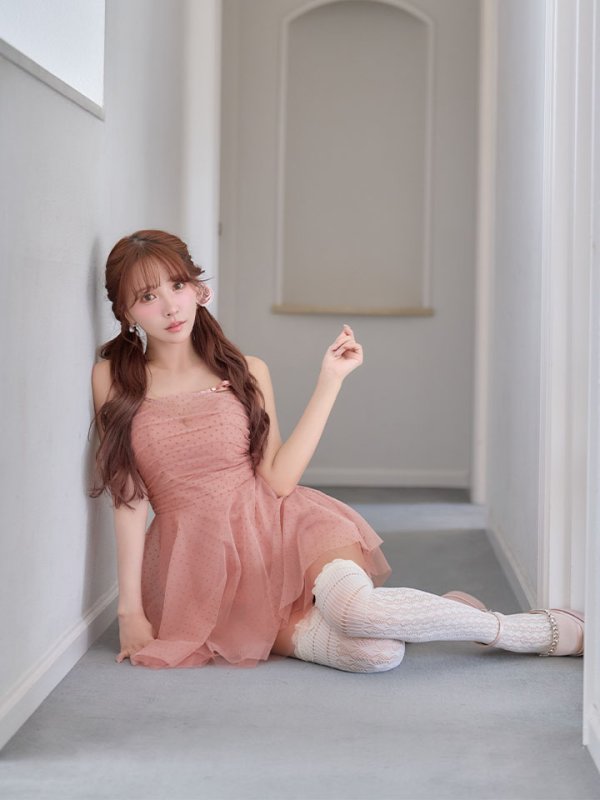ピンク　モデル：三上悠亜　身長：159cm　着用サイズ：Sサイズ