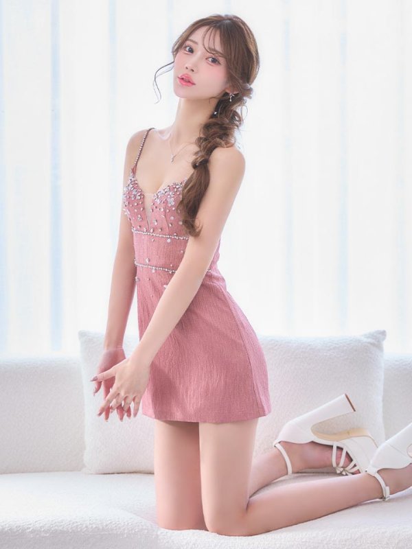 ピンク　モデル：るりぴ　身長：165cm　着用サイズ：Sサイズ