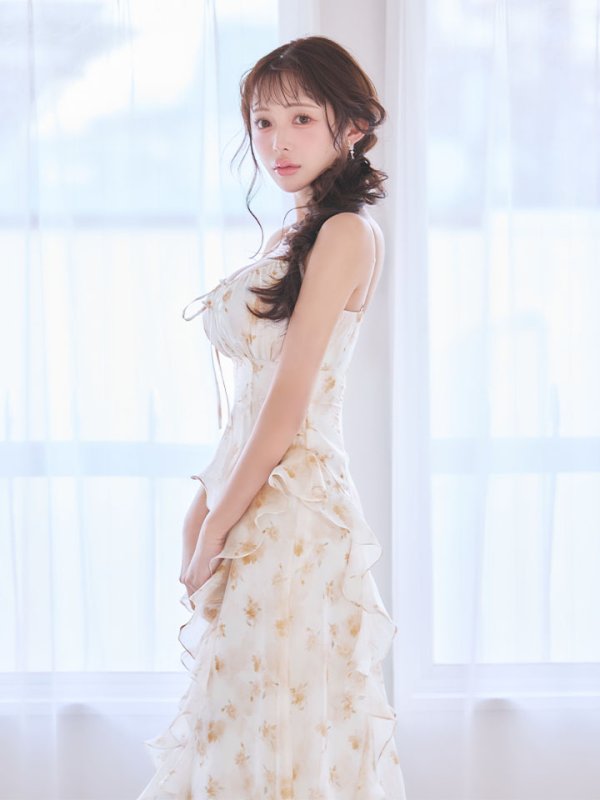 イエロー　モデル：りな　身長：160cm　着用サイズ：Sサイズ