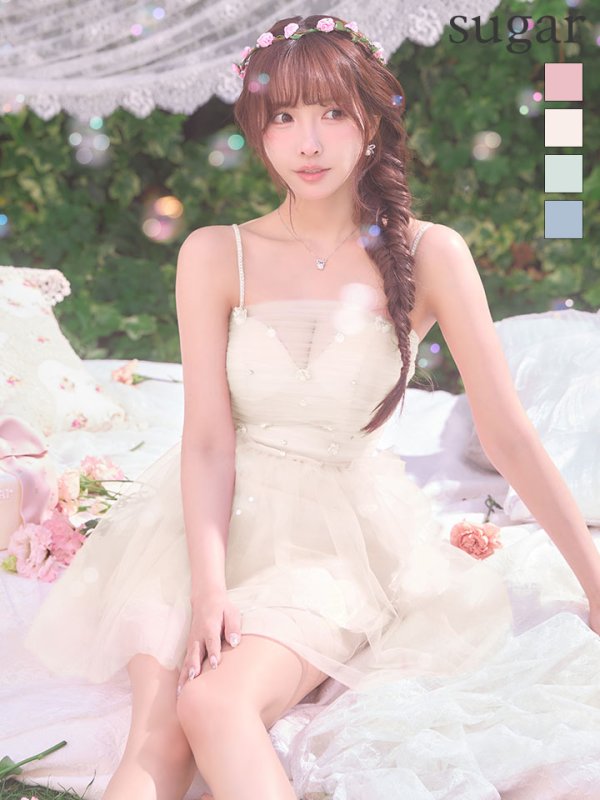 アイボリー　モデル：三上悠亜　身長：159cm　着用サイズ：Sサイズ