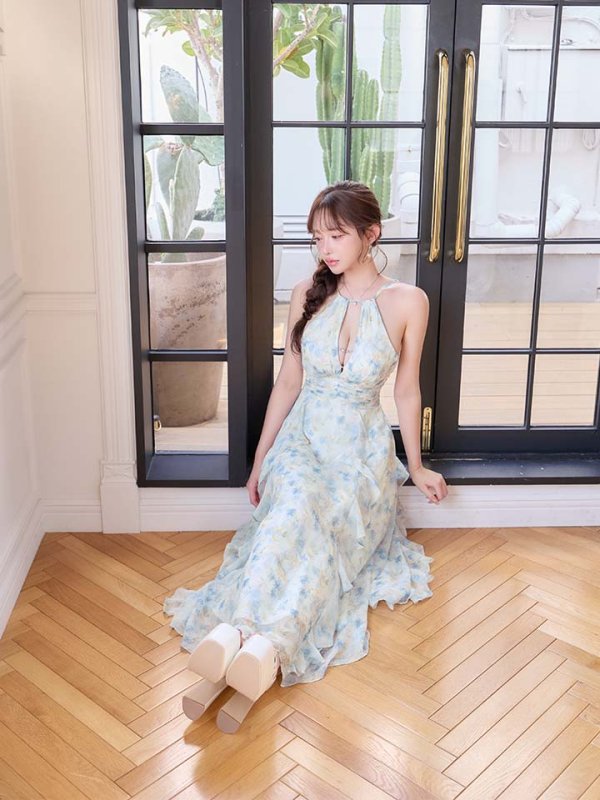 ブルー　モデル：りな　身長：160cm　着用サイズ：Sサイズ