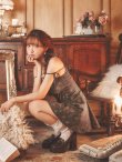ブラウン　モデル：三上悠亜　身長：159cm　着用サイズ：Sサイズ
