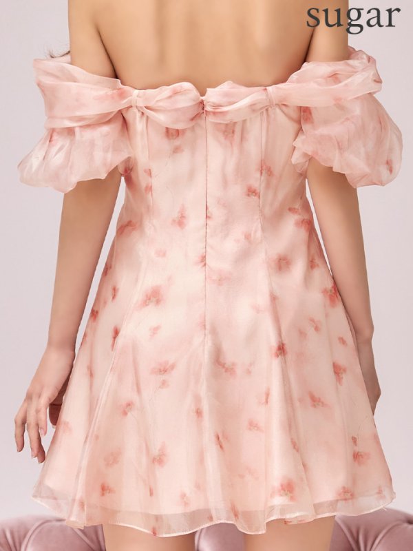 ピンク　モデル：まりん　身長：164cm　着用サイズ：Sサイズ