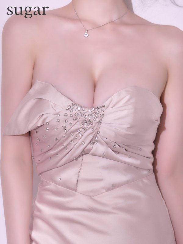 ベージュ　モデル：ゆめ　身長：160cm　着用サイズ：Sサイズ