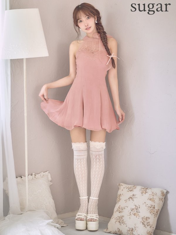 ピンク　モデル：三上悠亜　身長：159cm　着用サイズ：Sサイズ