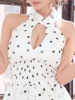 ホワイト　モデル：三上悠亜　身長：159cm　着用サイズ：Sサイズ