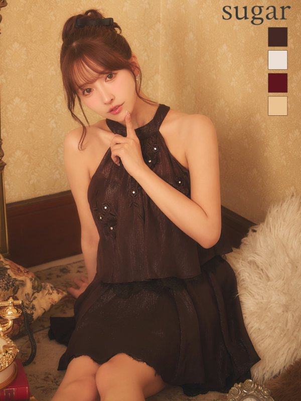 ブラウン モデル：三上悠亜　身長159cm　着用サイズ：Sサイズ