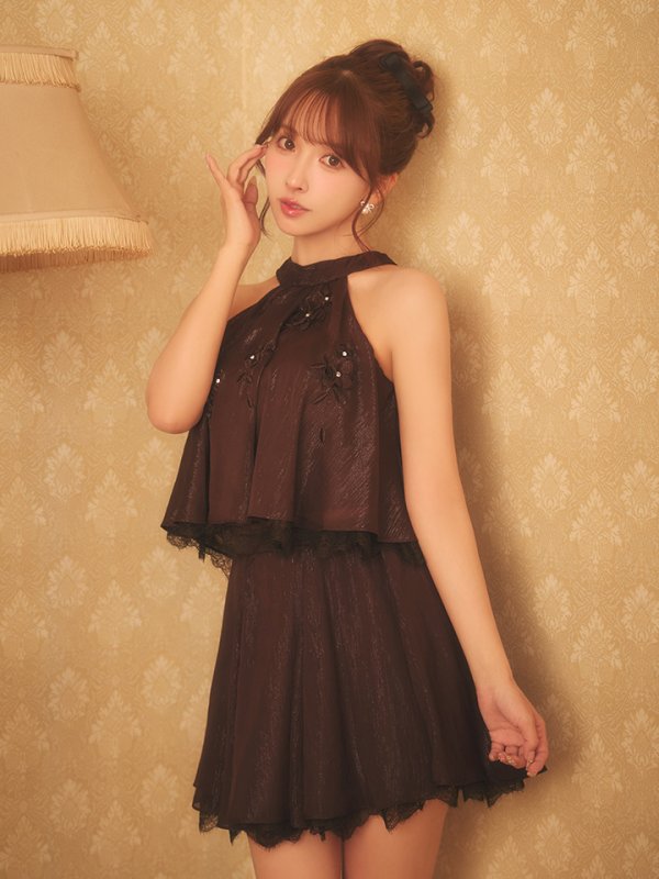 ブラウン モデル：三上悠亜　身長159cm　着用サイズ：Sサイズ