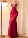 レッド　モデル：ゆめ　身長：160cm　着用サイズ：Sサイズ