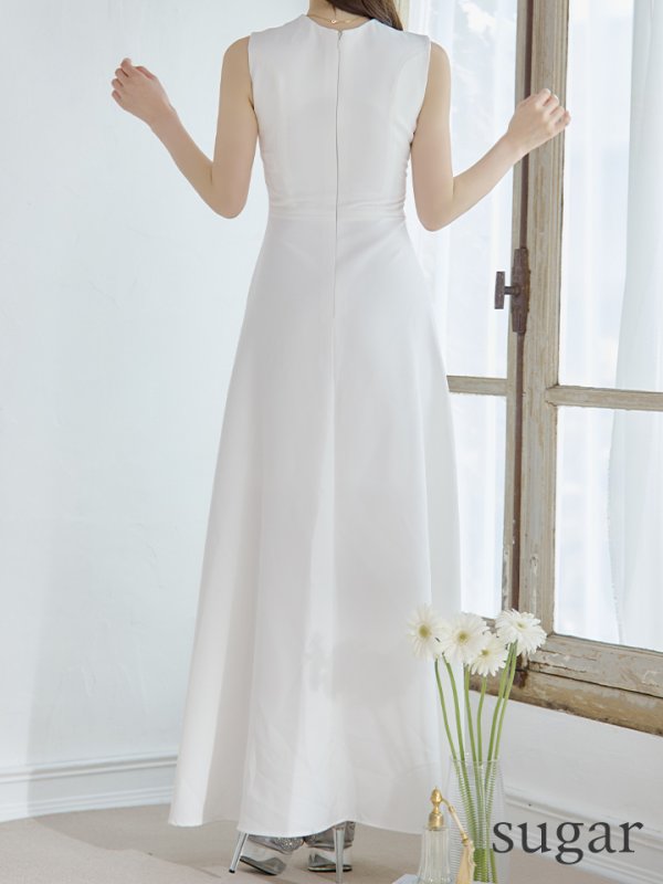 ホワイト モデル：ゆめ　身長：160cm　着用サイズ：Sサイズ